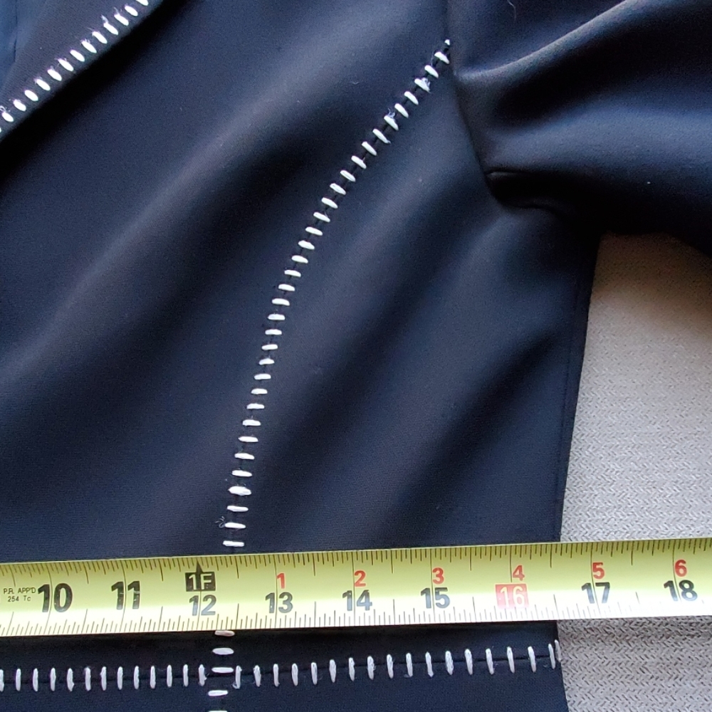 G Essentials Lightweight Coat - image 7